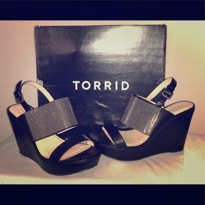 Black Chain Strap Wedge Sandal (Size 12W - Torrid)